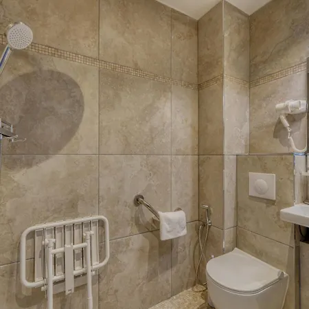Phenix Hotel