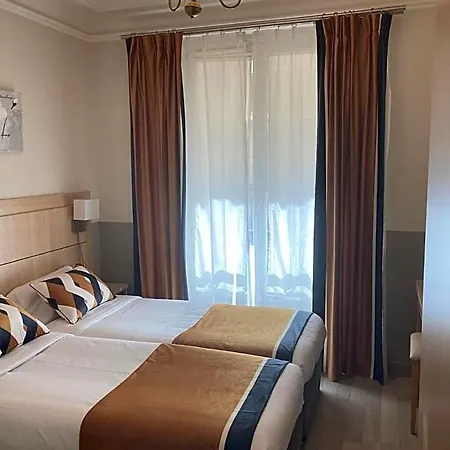Hotel Phenix