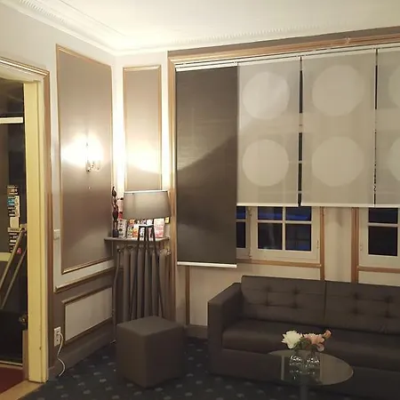 Phenix Hotel 2*
